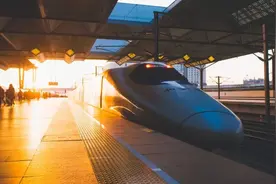 非必要不回乡！多地倡导原地过年图片