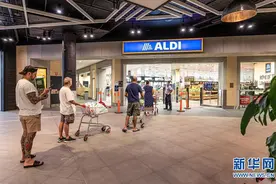 澳大利亚布里斯班实施为期三天的“封城”措施图片