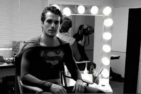 扎克·施奈德分享《超人：钢铁之躯》的试装旧照图片