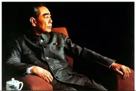 今天，缅怀周恩来总理！他与《新华日报》还有着这样的关系……图片