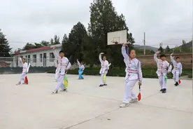 崆峒武术资源独特 中小学开展特色体育教学视频封面