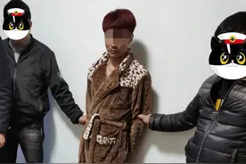 泉州一男子为泄私愤，多次用弹弓射破路边车辆玻璃……图片
