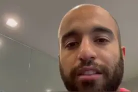 👨‍🏫卢老师上线！小卢卡斯在健身房教维尼修斯说英语视频封面