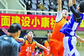玉林市篮球联赛昨日8强上榜图片
