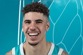 NBA最年轻“三双先生”易主，新科探花鲍尔取代富尔茨图片