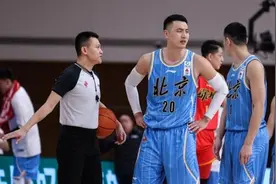 CBA的“顶流担当”怎能是裁判图片