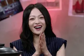 举杯呵呵喝：张韶涵不知道什么是c位，曾被莫名其妙挤到最中间视频封面