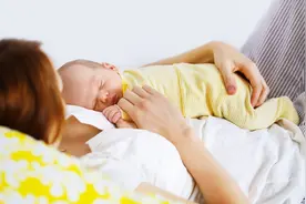 该不该让婆婆伺候月子？听听这些过来人怎么说···图片