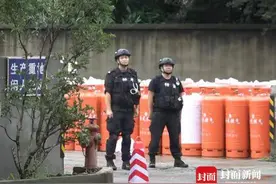 “行霸”垄断成都中心城区液化气供应 16人被一网打尽图片