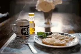 你怎么吃每一顿饭，就怎么过这一生图片