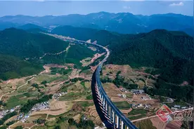 墨临高速建成试通车 云南16个州市全部实现通高速图片