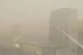 沙尘侵扰内蒙古视频封面