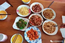 寒假来了￨到家了吗？第一顿吃的啥？来看看山财大学子的朋友圈图片