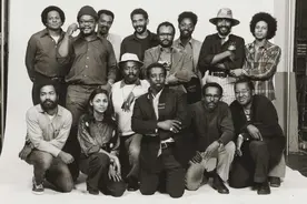 70年代的美国黑人摄影师，用相机发起艺术与社会的运动图片