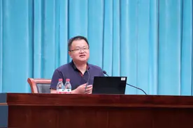 张平文、黄如已任北京大学党委常委图片
