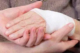 「病患答疑」断指再造手术大概需要多少钱？图片