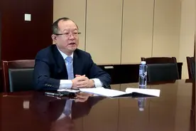 国家医保局医药司司长熊先军：希望为老百姓讨到一个尽量低的价格图片