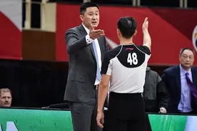 纵观CBA│抗议换来驱逐，“杜锋们”解不开裁判争议的难题图片