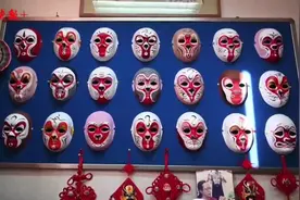 子承父业，新一代“脸谱王”要做时尚非遗图片