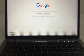 苹果延长13英寸MacBook Pro背光维修计划的期限图片