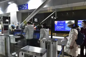 十三年后重返首都机场T2 国航“一市两场三区”巩固北京枢纽地位图片
