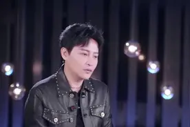 追光吧哥哥：陈志朋初舞台眨眼睛油倒一群人，励志减肥从不吃肉！视频封面