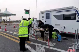 改善户外工作环境 迷野警务执勤房车支援抗疫前线图片