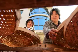 湖南嘉禾：传统霉豆腐 香飘农家院图片