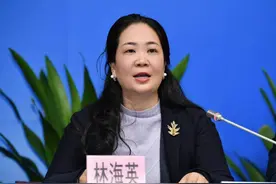 市教育局建议：家乡在疫情中高风险地区的高校师生，寒假原则上留校图片
