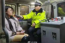 又是侥幸在作祟！女子酒后开车上路找闺蜜当代驾半路被查图片