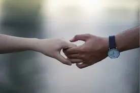 期末考试后，老师、家长如何与孩子谈成绩？图片