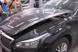 “英菲尼迪”的引擎盖突然弹起，说是为了保护行人？车主：怎么保护？图片