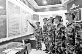 中部战区陆军组织文职人员当兵锻炼：在基层沃土中拔节成长图片