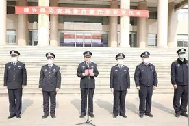 博兴县公安局举行警用摩托车配发仪式图片