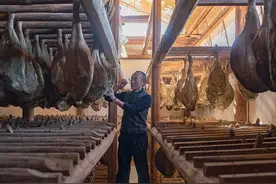 “深山绝味”变身“致富金腿”电商扶贫促诺邓火腿实现产业升级图片