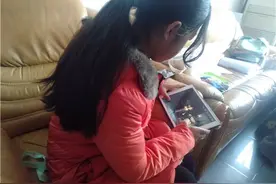 以领游戏皮肤为由，长沙一12岁女孩玩手游被陌生网友骗2万多，还让她不要告诉妈妈图片