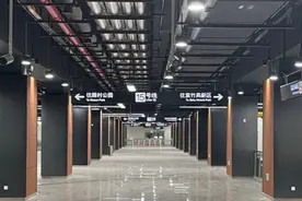 上海轨道交通15号线本周六起开通初期运营，速来围观！视频封面