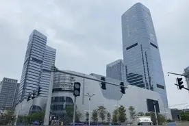 卖衣服的和扮靓的都败给它？想不到去年广州这门生意最有人气图片