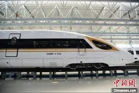 揭秘京哈高铁主力车型复兴号高寒动车组图片