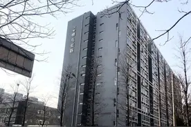 60平的房子售价近千万，北京学区房50天涨幅近15%，中介：没到最高点视频封面