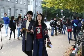 又是吃瓜的一天，华晨宇、张碧晨承认育有一子图片