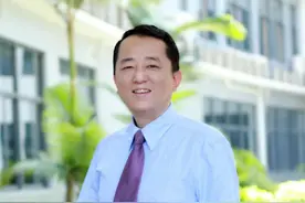 东南眼科医院理事长赵广健：不忘初心跟党走 光明使者勇担当图片