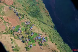 中国奇迹｜从云端“天梯”到脚下坦途，“悬崖村”孩子们的求学路图片