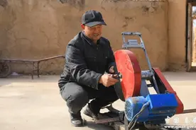 天水秦安一农民自制切割机获国家发明专利图片