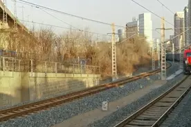 复兴的足迹·三代京哈线记录时代变迁图片