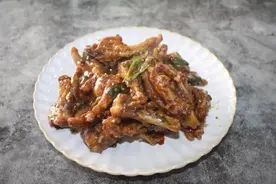 尖椒炒鸡爪 | 格瑞美厨GOURMETmaxx一体机图片