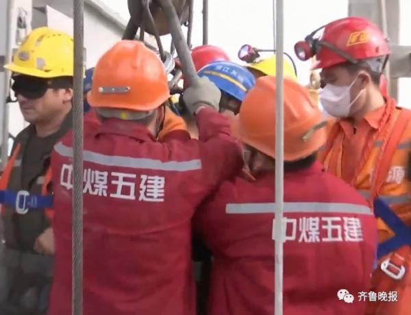 “告诉家人我还活着！”栖霞地心营救，生命奇迹背后：井上全力以赴，井下坚守信念