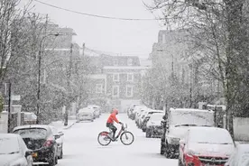英国多地降雪图片