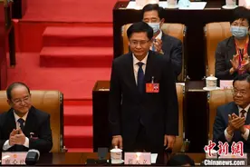 蓝天立当选广西壮族自治区主席图片