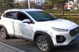 潍坊市民买新车开十几天出现故障 同一故障反反复复“修不好”图片